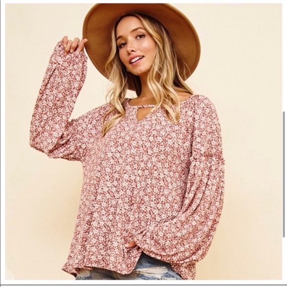 Tops - ✨🌟BEAUTIFUL BOHO Lantern Sleeve Top🌟✨